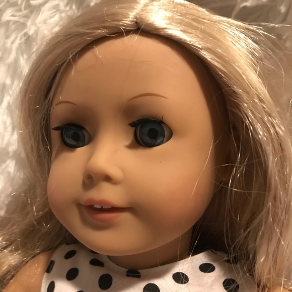 American Girl Other - American Girl doll 2014 EXCELLENT  *PRICED TO SELL*